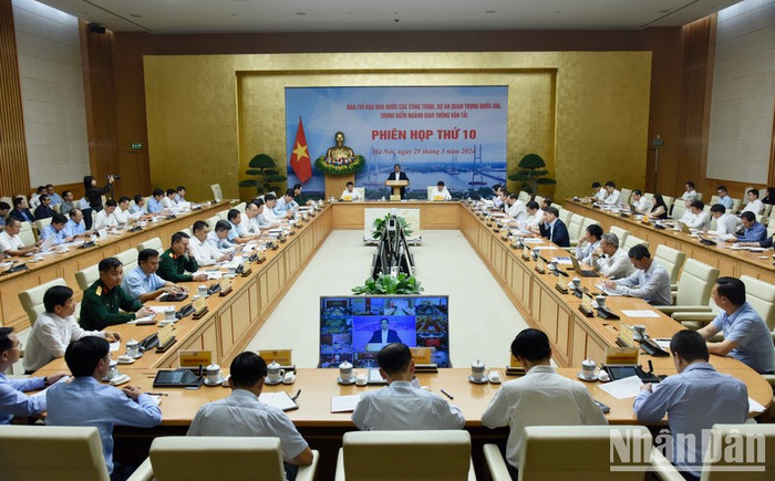 Quang cảnh Phiên họp. Quang cảnh Phiên họp.