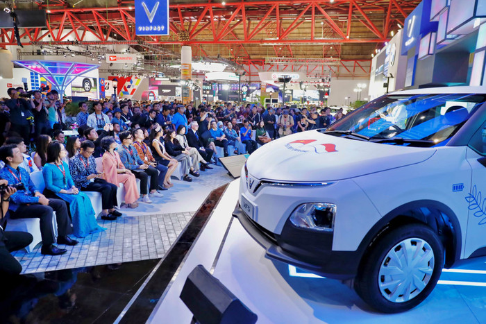 Sự kiện VinFast ra mắt thị trường Indonesia tại IIMS 2024 nhận được rất nhiều sự quan tâm. Photo 3 (1).jpg
