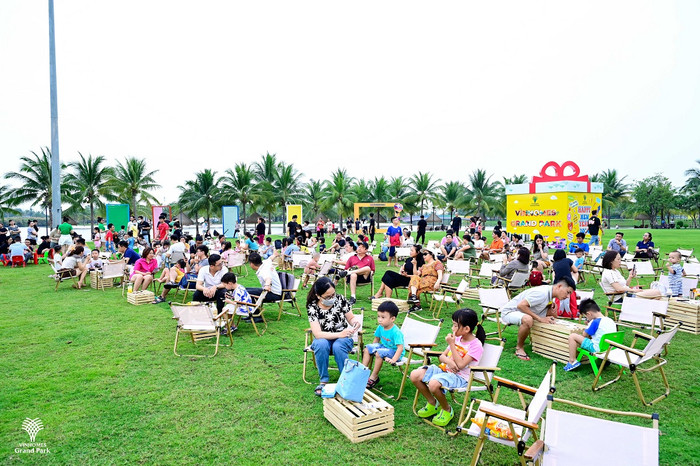Những chính sách đột phá thị trường tạo ra dòng chuyển cư mạnh mẽ về Vinhomes Grand Park. (1).jpg