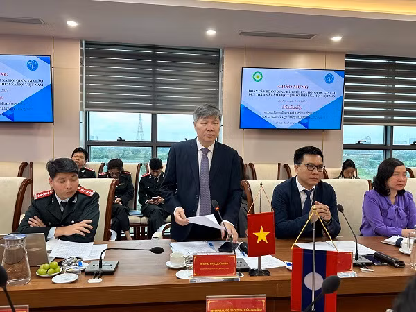 Phó Tổng Giám đốc BHXH Việt Nam Nguyễn Đức Hòa phát biểu tại buổi làm việc.jpg