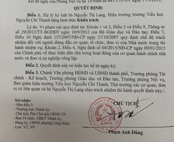 Trích quyết định kỷ luật bà Nguyễn Thị Lạng, Hiệu trưởng Trường tiểu học Nguyễn Chí Thanh (ảnh: CTV) Trích quyết định kỷ luật bà Nguyễn Thị Lạng, Hiệu trưởng Trường tiểu học Nguyễn Chí Thanh (ảnh: CTV)