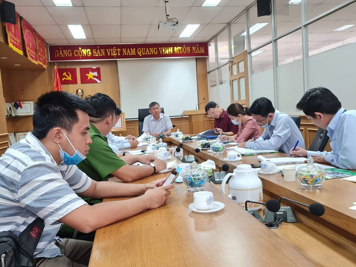 Buổi họp ngày 1/12 của ông Dương Trí Dũng với các cơ quan có liên quan về vấn đề này (ảnh: P.L)