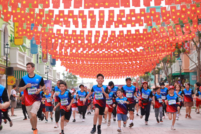 Edurun 2025 có sự tham gia của gần 8.500 giáo viên, học sinh và phụ huynh Vinschool. 8.JPG