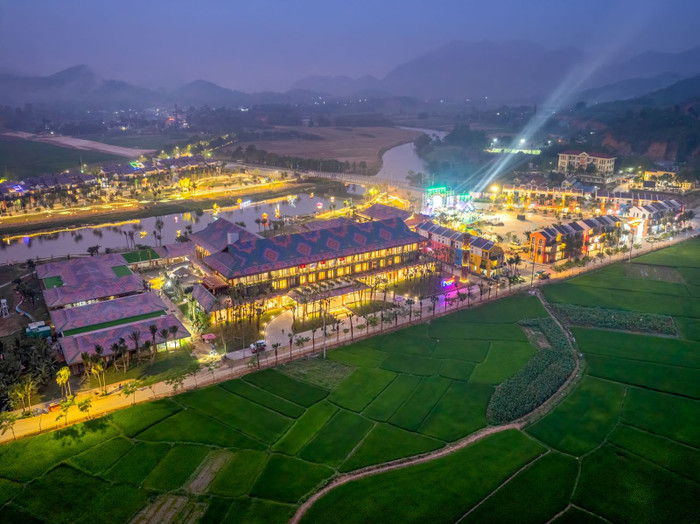 Flamingo Heritage Onsen & Resort rực sáng giữa núi rừng Tuyên Quang. Flamingo Heritage Onsen & Resort rực sáng giữa núi rừng Tuyên Quang.