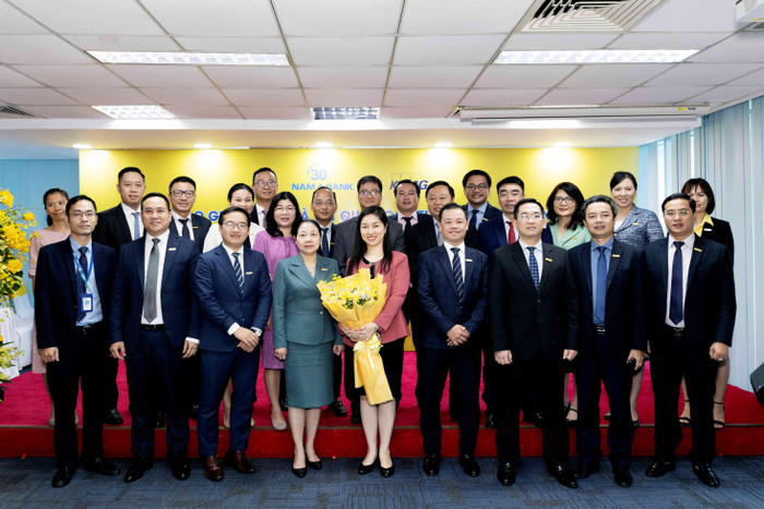 Nam A Bank là ngân hàng tiên phong trong công tác quản trị rủi ro, đảm bảo hoạt động an toàn và phát triển bền vững Nam A Bank là ngân hàng tiên phong trong công tác quản trị rủi ro, đảm bảo hoạt động an toàn và phát triển bền vững