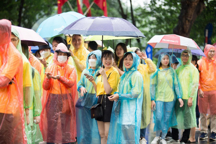 Dù trời mưa, điểm cầu Hà Nội vẫn “nóng” bởi không khí “Never Still – Hòa nhịp chuyển động” Dù trời mưa, điểm cầu Hà Nội vẫn “nóng” bởi không khí “Never Still – Hòa nhịp chuyển động”