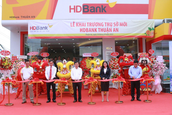 HDBank Thuận An – Bình Dương hứa hẹn mang đến cho khách hàng những trải nghiệm tốt nhất. HDBank Thuận An – Bình Dương hứa hẹn mang đến cho khách hàng những trải nghiệm tốt nhất.