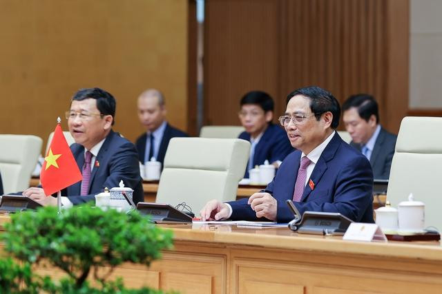 Thủ tướng Chính phủ chúc mừng thành công của cuộc bầu cử Hội đồng xã/phường khóa V của Campuchia tháng 6 vừa qua với thắng lợi lớn của Đảng Nhân dân Campuchia. Ảnh: VGP/Nhật Bắc Thủ tướng Chính phủ chúc mừng thành công của cuộc bầu cử Hội đồng xã/phường khóa V của Campuchia tháng 6 vừa qua với thắng lợi lớn của Đảng Nhân dân Campuchia. Ảnh: VGP/Nhật Bắc