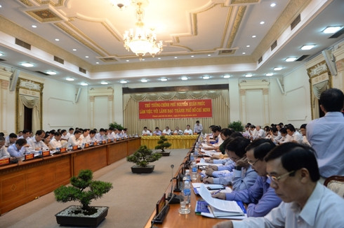 Quang cảnh buổi làm việc giữa Thủ tướng Nguyễn Xuân Phúc và lãnh đạo TP.Hồ Chí Minh chiều 27/6 (ảnh: P.L) Quang cảnh buổi làm việc giữa Thủ tướng Nguyễn Xuân Phúc và lãnh đạo TP.Hồ Chí Minh chiều 27/6 (ảnh: P.L)