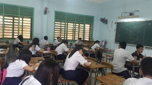 Một lớp học luyện thi tuyển sinh lớp 10 ở trường học tại quận 11, TP.HCM (ảnh Một lớp học luyện thi tuyển sinh lớp 10 ở trường học tại quận 11, TP.HCM (ảnh