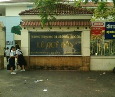 Trường Lê Quý Đôn thực hiện không nghiêm chỉ đạo về lễ tri ân ảnh 2 Trường Lê Quý Đôn thực hiện không nghiêm chỉ đạo về lễ tri ân ảnh 2