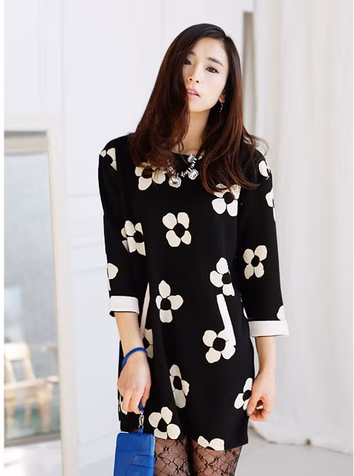 Đừng quên tăng điểm cho bộ trang phục này với bộ vòng cổ thật lấp lánh nhé!