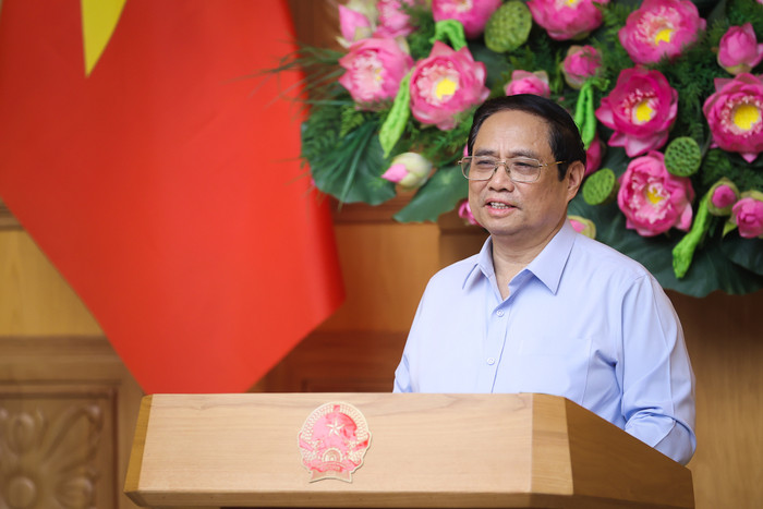 Thủ tướng bày tỏ xúc động được gặp mặt đoàn đại biểu người có công tiêu biểu tỉnh Nam Định. Ảnh: VGP/Nhật Bắc Thủ tướng bày tỏ xúc động được gặp mặt đoàn đại biểu người có công tiêu biểu tỉnh Nam Định. Ảnh: VGP/Nhật Bắc