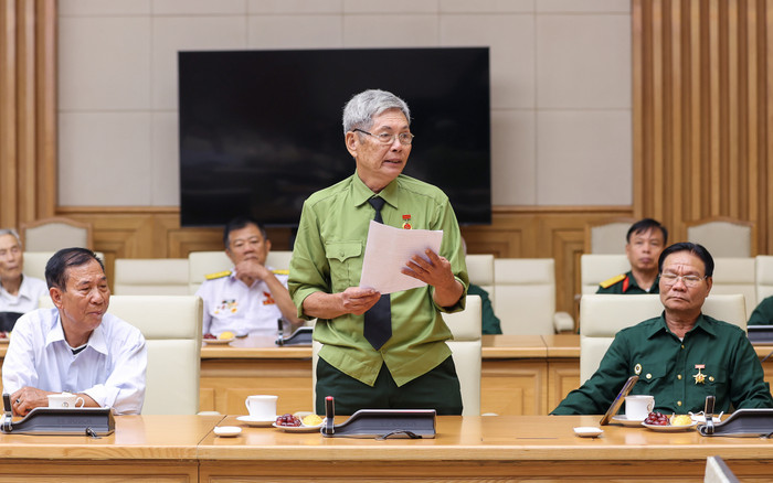 Bác Đặng Xuân Phương, thương binh 4/4 bày tỏ xúc động, vui mừng, phấn khởi trước sự quan tâm, chăm lo và tấm lòng tri ân của Đảng, Nhà nước và cá nhân Thủ tướng Chính phủ đối với những cống hiến, hy sinh của người có công với cách mạng. Ảnh: VGP/Nhật Bắc Bác Đặng Xuân Phương, thương binh 4/4 bày tỏ xúc động, vui mừng, phấn khởi trước sự quan tâm, chăm lo và tấm lòng tri ân của Đảng, Nhà nước và cá nhân Thủ tướng Chính phủ đối với những cống hiến, hy sinh của người có công với cách mạng. Ảnh: VGP/Nhật Bắc