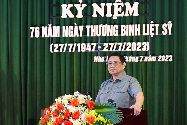 Thủ tướng Phạm Minh Chính nhấn mạnh: Quan tâm chăm sóc, nâng cao đời sống vật chất và tinh thần của thương binh, bệnh binh, gia đình liệt sĩ và người có công với cách mạng là chủ trương, quan điểm nhất quán của Đảng, Nhà nước ta, là đạo lý truyền thống của dân tộc ta. Ảnh: VGP/Nhật Bắc Thủ tướng Phạm Minh Chính nhấn mạnh: Quan tâm chăm sóc, nâng cao đời sống vật chất và tinh thần của thương binh, bệnh binh, gia đình liệt sĩ và người có công với cách mạng là chủ trương, quan điểm nhất quán của Đảng, Nhà nước ta, là đạo lý truyền thống của dân tộc ta. Ảnh: VGP/Nhật Bắc