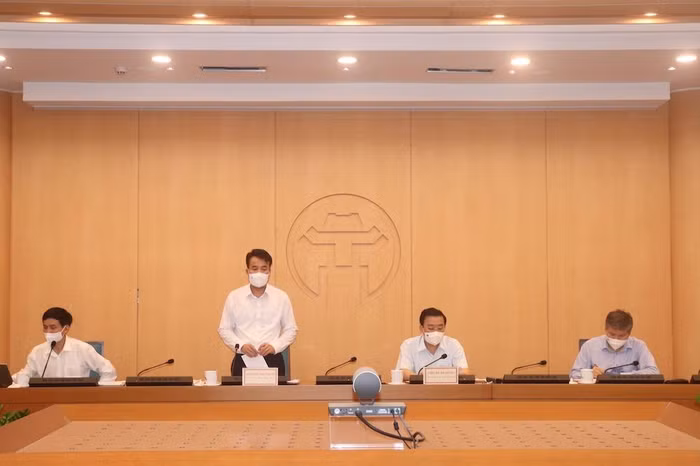 Tổng Giám đốc Bảo hiểm xã hội Việt Nam Nguyễn Thế Mạnh phát biểu tại buổi làm việc giữa Uỷ ban nhân dân Thành phố Hà Nội với Bảo hiểm xã hội Việt Nam.