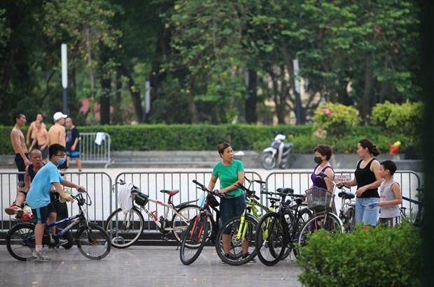 Hà Nội tạm dừng các hoạt động thể dục, thể thao ngoài trời để phòng, chống dịch bệnh. (Ảnh: PV/Vietnam+) Hà Nội tạm dừng các hoạt động thể dục, thể thao ngoài trời để phòng, chống dịch bệnh. (Ảnh: PV/Vietnam+)