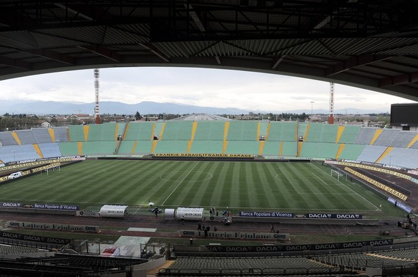 SVĐ dừng mọi hoạt động SVĐ dừng mọi hoạt động