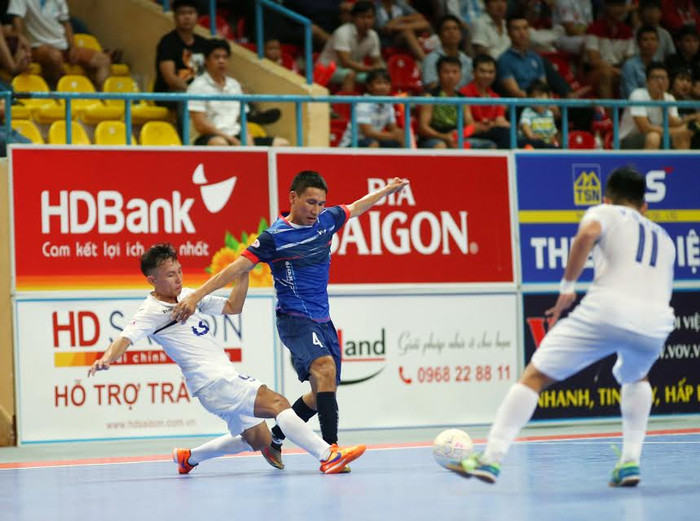 Trận đấu hay nhất ở vòng đấu thứ 15 là cuộc đối đầu giữa Sài Gòn FC và Thái Sơn Bắc. Trận đấu hay nhất ở vòng đấu thứ 15 là cuộc đối đầu giữa Sài Gòn FC và Thái Sơn Bắc.