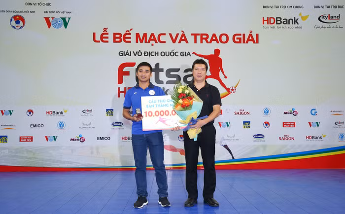 Vua phá lưới của giải là Mai Thành Đạt (Sanna Khánh Hòa) với 15 bàn thắng.