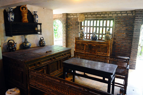 Bàn ghế tre... Bàn ghế tre...