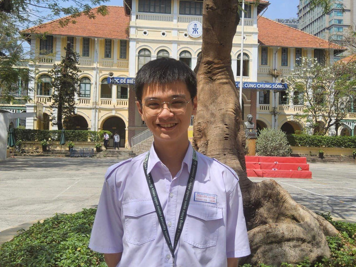 Nguyễn Vương Khải An - thủ khoa kỳ thi học sinh giỏi quốc gia môn tiếng Anh năm 2023 (ảnh: NVCC) Nguyễn Vương Khải An - thủ khoa kỳ thi học sinh giỏi quốc gia môn tiếng Anh năm 2023 (ảnh: NVCC)