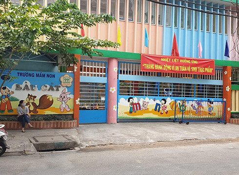Trường mầm non Bàu Cát, phường 14 - quận Tân Bình, Thành phố Hồ Chí Minh (ảnh: P.L) Trường mầm non Bàu Cát, phường 14 - quận Tân Bình, Thành phố Hồ Chí Minh (ảnh: P.L)