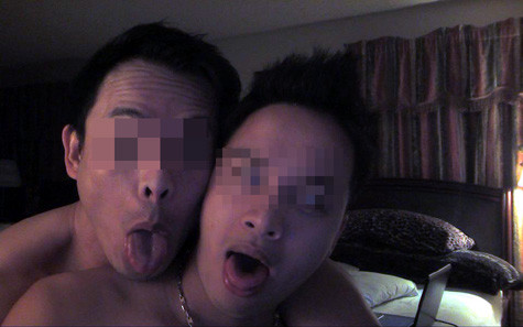 Bức ảnh được giới thiệu là đoạn đầu của một clip nóng giữa Cao Thái Sơn và 'người tình' Bức ảnh được giới thiệu là đoạn đầu của một clip nóng giữa Cao Thái Sơn và 'người tình'