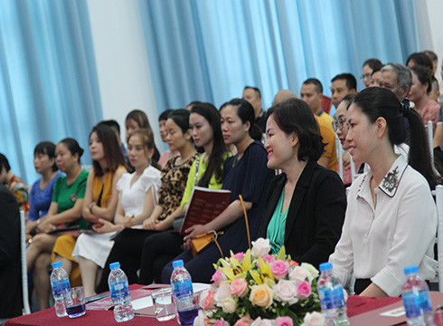 Hơn 300 khách mời tham dự sự kiện giới thiệu iSchool Cẩm Phả (ảnh: NHG) Hơn 300 khách mời tham dự sự kiện giới thiệu iSchool Cẩm Phả (ảnh: NHG)