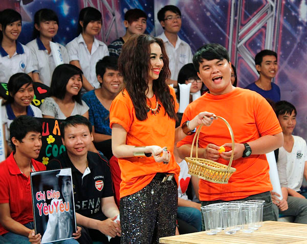 Tuy nhiên, bên cạnh đó vẫn có những ý kiến trái chiều, cho rằng cô không phải một diễn viên thực sự xuất sắc. Trước những bình luận không tốt, Đinh Ngọc Diệp sẵn sàng lắng nghe và ghi nhận để ngày càng tiến bộ. Tuy nhiên, bên cạnh đó vẫn có những ý kiến trái chiều, cho rằng cô không phải một diễn viên thực sự xuất sắc. Trước những bình luận không tốt, Đinh Ngọc Diệp sẵn sàng lắng nghe và ghi nhận để ngày càng tiến bộ.