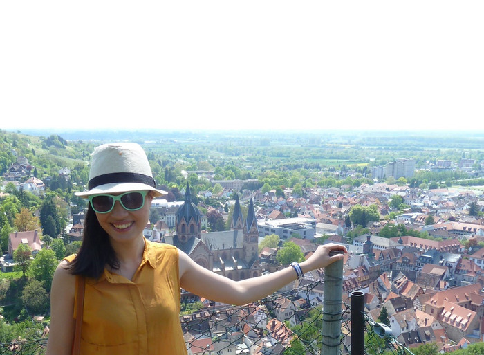 Sau khi có hai bằng Thạc sĩ loại giỏi, Trần Thị Mai đã có công việc ổn định tại Đức. (Ảnh: Nhân vật cung cấp)