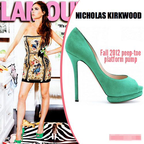 Cũng trên quyển tạp chí này, Vic diện đôi guốc xanh lá cây nổi bật của Nicholas Kirkwood