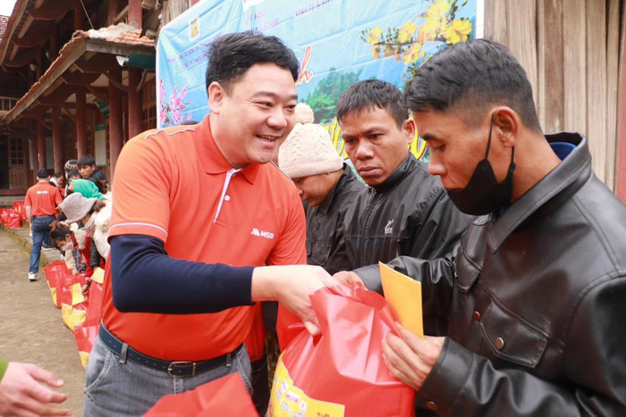 Những phần quà ý nghĩa được MSB trao tặng cho người dân xã Mường Típ. Những phần quà ý nghĩa được MSB trao tặng cho người dân xã Mường Típ.