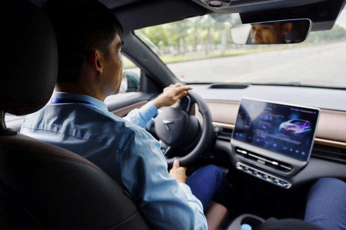 Không chỉ chi phí lăn bánh, chi phí vận hành xe điện VinFast cũng được người dùng đánh giá là “món hời”. Không chỉ chi phí lăn bánh, chi phí vận hành xe điện VinFast cũng được người dùng đánh giá là “món hời”.