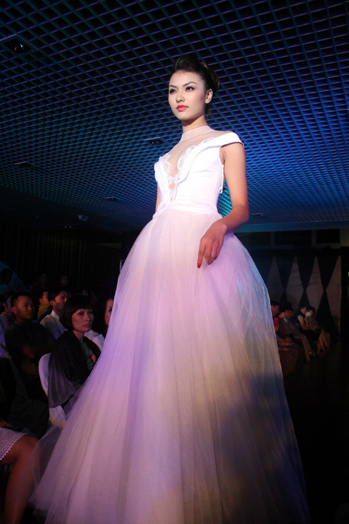 Người mẫu teen Hồng Quế.