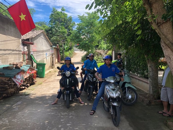 Đội xe ôm tình nguyện đưa 700 thí sinh đi thi (Ảnh: Lô Giáp) Đội xe ôm tình nguyện đưa 700 thí sinh đi thi (Ảnh: Lô Giáp)