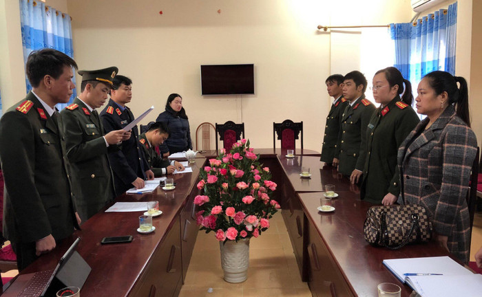 Gian lận thi cử Sơn La, khởi tố thêm 4 đối tượng tội đưa và nhận hối lộ Gian lận thi cử Sơn La, khởi tố thêm 4 đối tượng tội đưa và nhận hối lộ