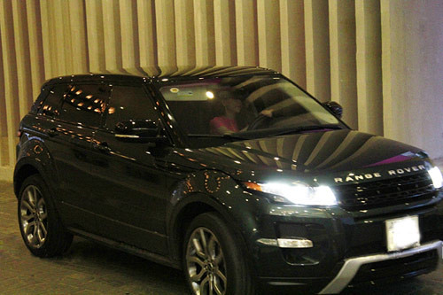 Bởi một lí do đơn giản, “nửa kia” của Hà Hồ là một đại gia với niềm đam mê siêu xe Cường đôla - người từng mua và sử dụng nhiều loại siêu xe nhất nhì Việt Nam. Bởi một lí do đơn giản, “nửa kia” của Hà Hồ là một đại gia với niềm đam mê siêu xe Cường đôla - người từng mua và sử dụng nhiều loại siêu xe nhất nhì Việt Nam.