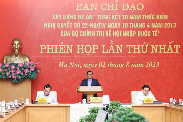 Thủ tướng Phạm Minh Chính chủ trì phiên họp thứ nhất Ban Chỉ đạo xây dựng Đề án "Tổng kết 10 năm thực hiện Nghị quyết số 22-NQ/TW ngày 10/4/2013 của Bộ Chính trị về hội nhập quốc tế". Ảnh: VGP/Nhật Bắc Thủ tướng Phạm Minh Chính chủ trì phiên họp thứ nhất Ban Chỉ đạo xây dựng Đề án "Tổng kết 10 năm thực hiện Nghị quyết số 22-NQ/TW ngày 10/4/2013 của Bộ Chính trị về hội nhập quốc tế". Ảnh: VGP/Nhật Bắc