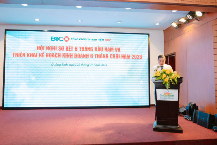Tổng Giám đốc BIC Trần Hoài An báo cáo hội nghị kết quả kinh doanh 6 tháng đầu năm 2023.