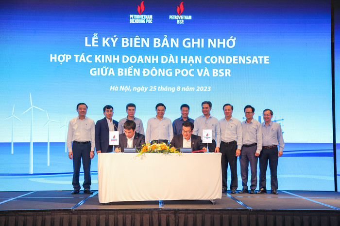 Ký kết biên bản ghi nhớ hợp tác kinh doanh dài hạn condensate giữa BIENDONG POC và BSR Ký kết biên bản ghi nhớ hợp tác kinh doanh dài hạn condensate giữa BIENDONG POC và BSR