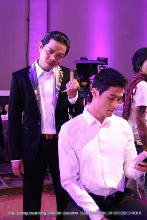 Vẻ đẹp trai của Jonny Trí Nguyễn khiến Thái Hòa ghen tị?