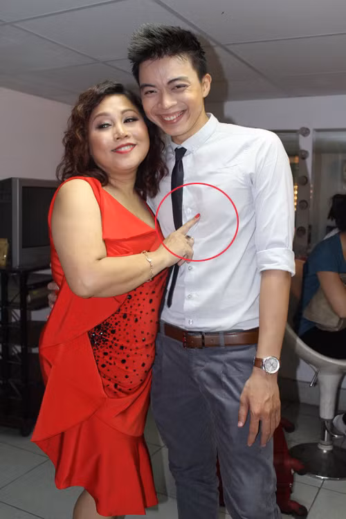 Cái chỗ này này...