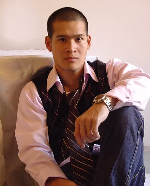 Đạo diễn Việt Tú sẽ là giám khảo thứ 4 tại Bước nhảy hoàn vũ vào chủ nhật, ngày 15/4 tới. Việt Tú là một trong những đạo diễn trẻ, được đánh giá là cao với những chương trình như Con đường Âm nhạc, VTV Bài hát tôi yêu, Không gian Âm nhạc (Music Space), Đẹp Fashion Show 10, Hồ Ngọc Hà Live Concert…(Theo Ione)