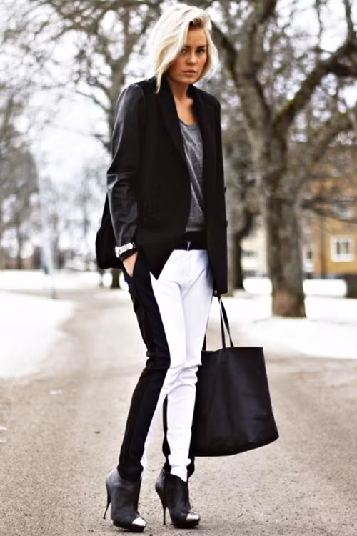 .. như ankle boot..