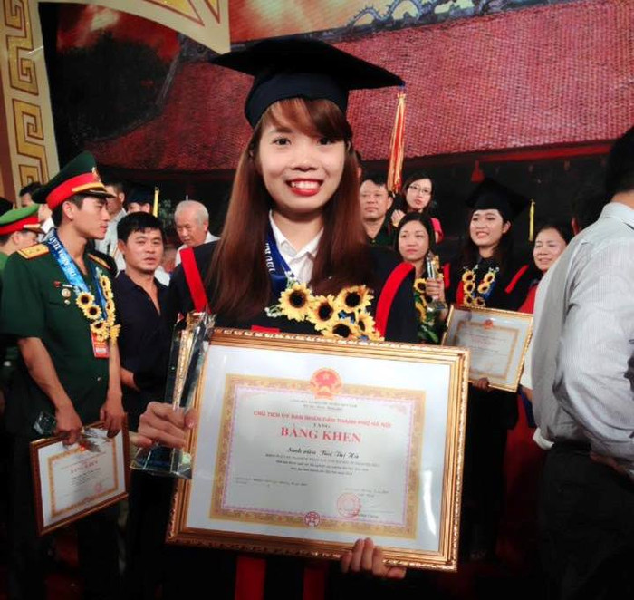 Thủ khoa 'nuôi lợn' vẫn đợi Hà Giang, không được sẽ về Hà Nội dạy ảnh 4 Thủ khoa 'nuôi lợn' vẫn đợi Hà Giang, không được sẽ về Hà Nội dạy ảnh 4