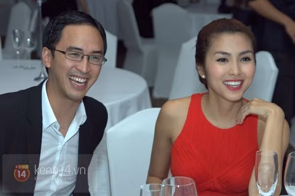 Tăng Thanh Hà hạnh phúc bên chồng Tăng Thanh Hà hạnh phúc bên chồng