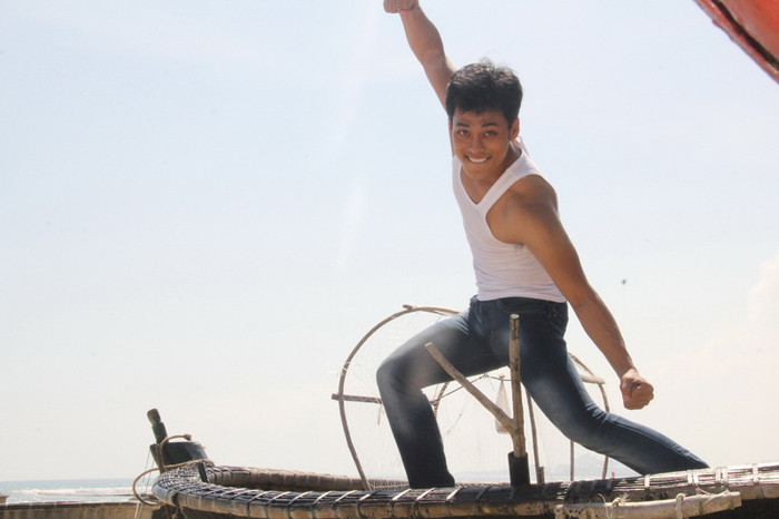 Ngọc Luân khoe sở trường võ học.