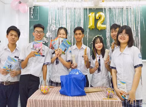 Lãnh đạo Thành phố Hồ Chí Minh yêu cầu nghiên cứu bỏ xếp hạng cho học sinh trong lớp (ảnh minh họa: CTV)