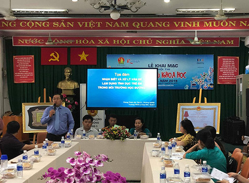 Toàn cảnh buổi tọa đàm về lạm dụng tình dục trẻ em diễn ra ngày 11/5 (ảnh: CTV) Toàn cảnh buổi tọa đàm về lạm dụng tình dục trẻ em diễn ra ngày 11/5 (ảnh: CTV)